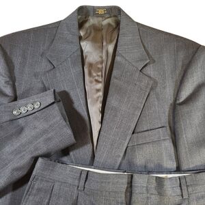 Stafford Suit Mens Size 42L Pleated Pants 36x31 Gray Glen Check Plaid Two Button